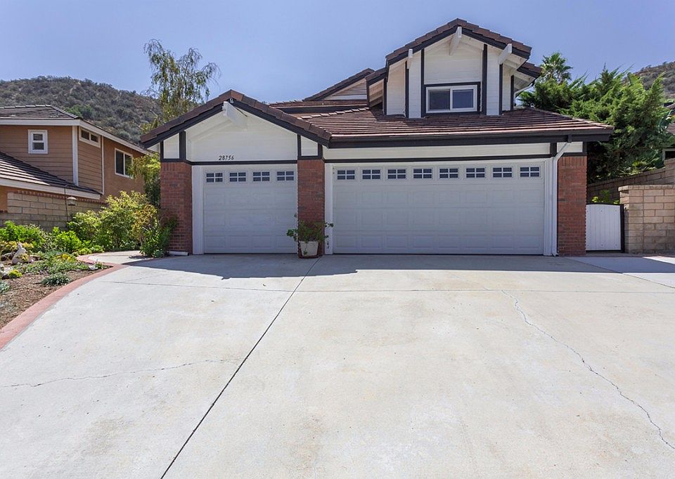 1st image of 28756 Greenwood Pl