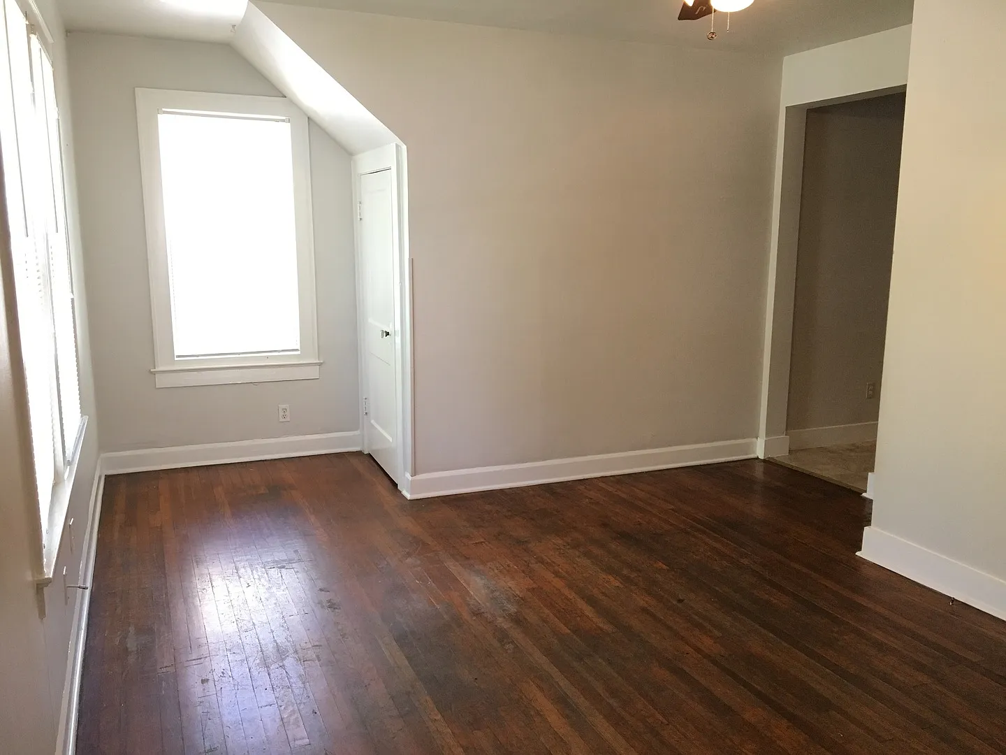 812 East 30th Street — Photo 3