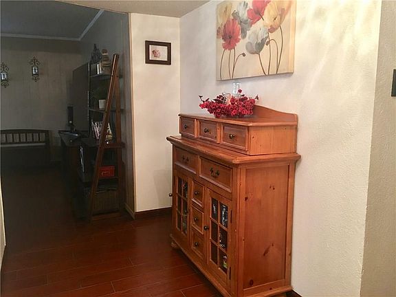 3rd image of 5116 Temple Ct