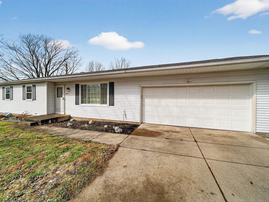 4540 Budd Dr, Erie, PA 16506