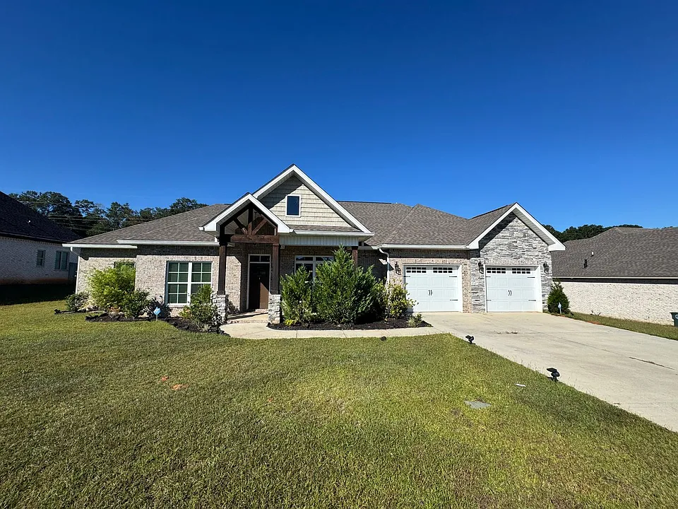 903 Homestead Way
