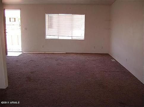 4th image of 22321 W Pleasant Ln