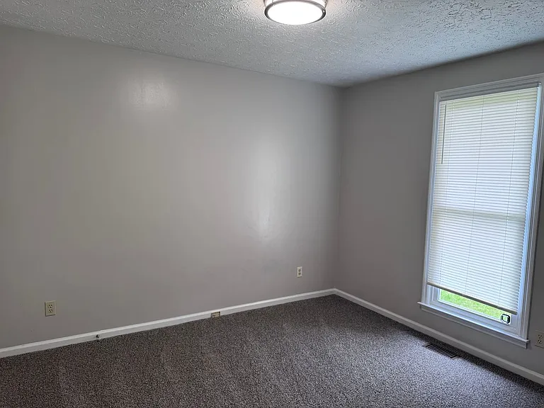 203 Melodie Dr — Photo 18