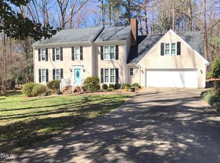 104 Eagle Ct, Cary, NC 27511