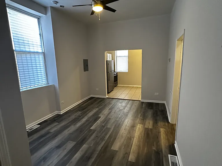 2230 S Kedzie Ave #1R — Photo 3