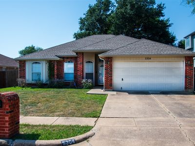 5304 La Viva Ln, Arlington, TX, 76017