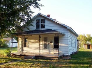 130 Factory Dr, Austin, IN 47102