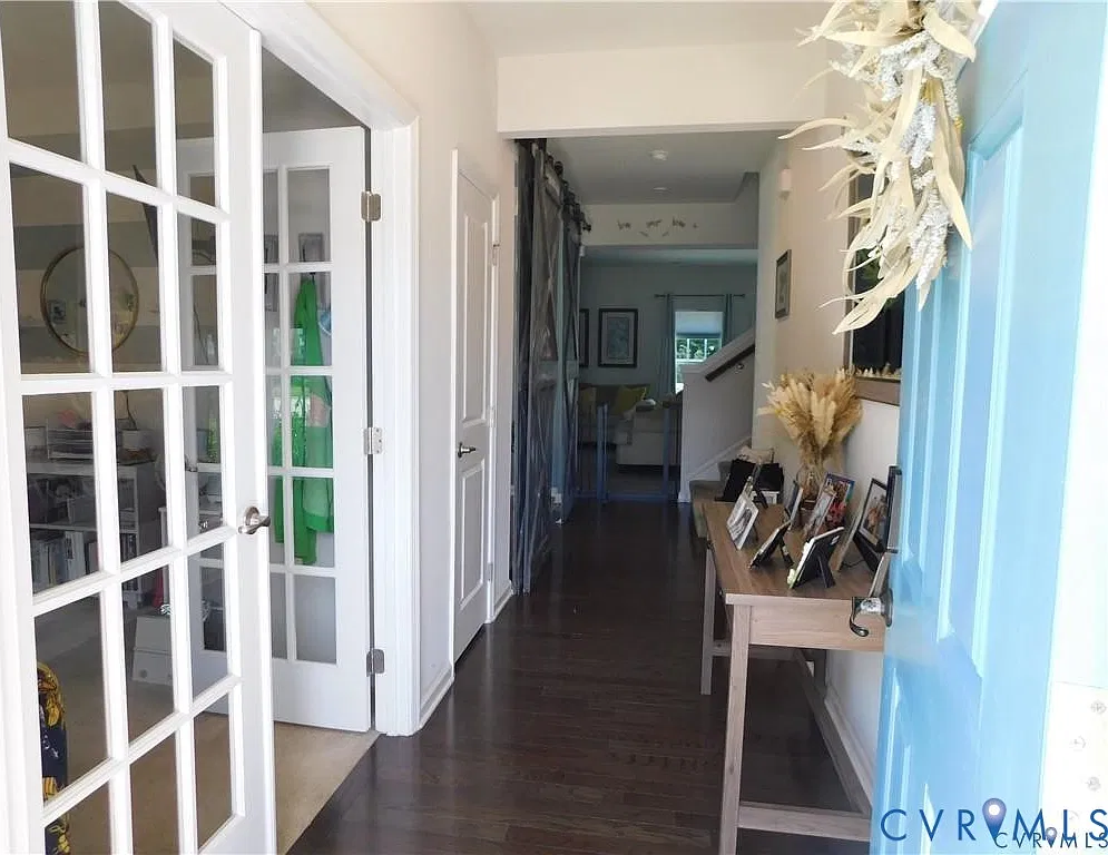 3 bed, 2.5 bath, 2539 sqft, $2,750 — Photo 4