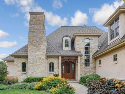 1212 Four Winds WAY, Hartland, WI, 53029