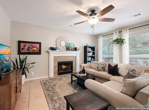 5th image of 12215 Farview Ln