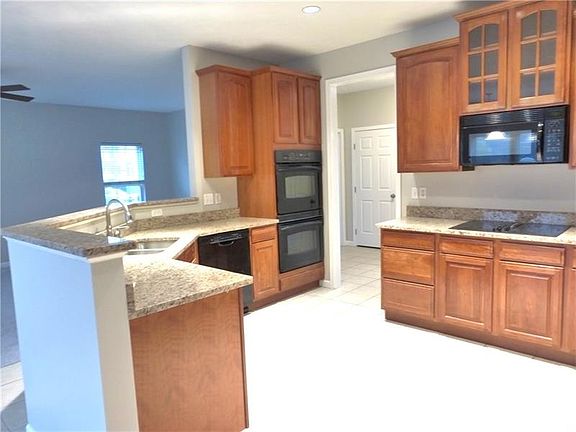 5th image of 105 Woodridge Dr