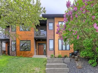 2110 S 27th Ave SW, Calgary, AB T2T 1H7
