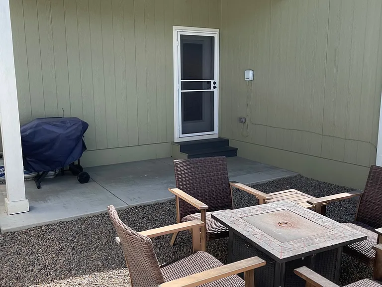 656 Nobility Dr — Photo 8