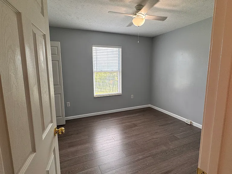 748 Freedom Dr — Photo 16