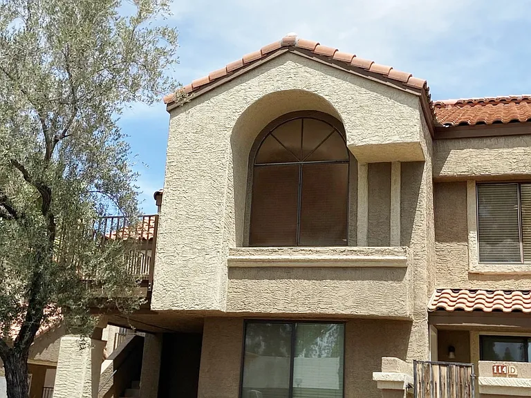 1905 E University Dr #214 — Photo 2