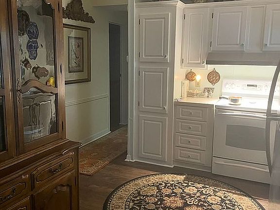 5th image of 39549 Sunvalley Dr