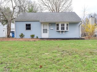 1001 E Fairlawn Dr, Urbana, IL