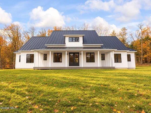 160 County Route 403, Westerlo, NY 12193