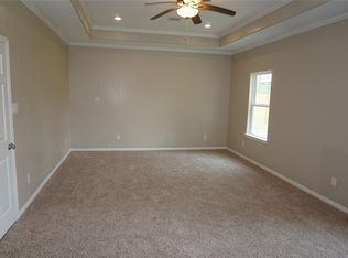 7633 Edna St, Houston, TX 77087