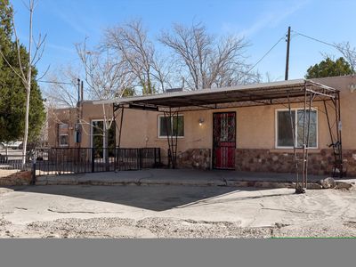 214 Garcia Rd NE, Albuquerque, NM, 87113