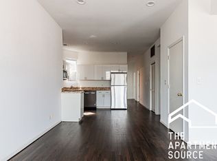3328 N Clark St APT 3F, Chicago, IL 60657