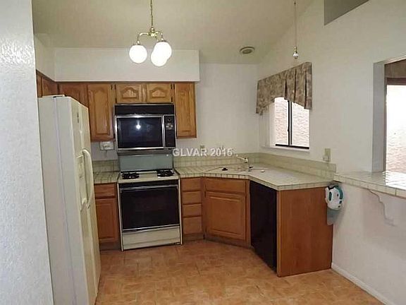 4th image of 7260 Drifting River Ct