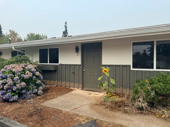 17820 Smokey Point Blvd APT 3, Arlington, WA 98223