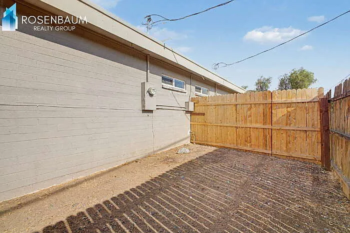 1925 W Village Dr #2 — Photo 16