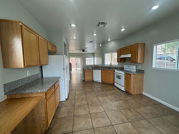 5th image of 10613 Coal Canyon Ave