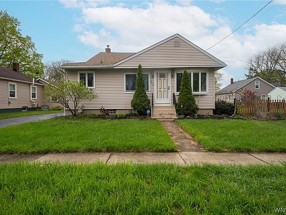 2nd image of 572 Gilmore Ave