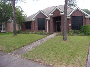 19210 Paradise Summit Dr, Tomball, TX 77377