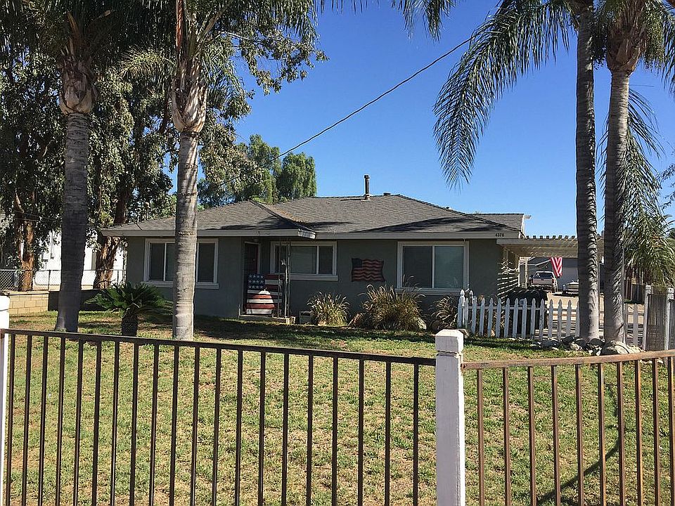 2nd image of 4378 Tyrolite St