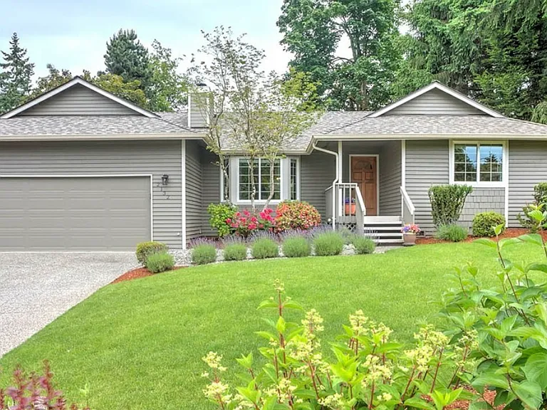 2132 234th Pl SE — Photo 1