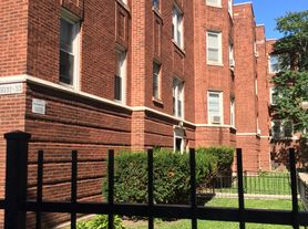 5031 N Harding Ave, Chicago, IL