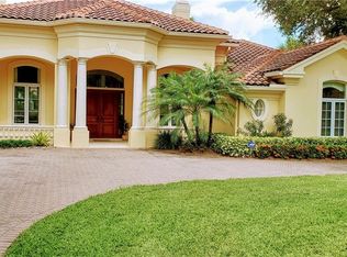 6982 Greentree Dr, Naples, FL 34108