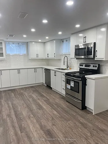 23 Irwin Ave Photo 1