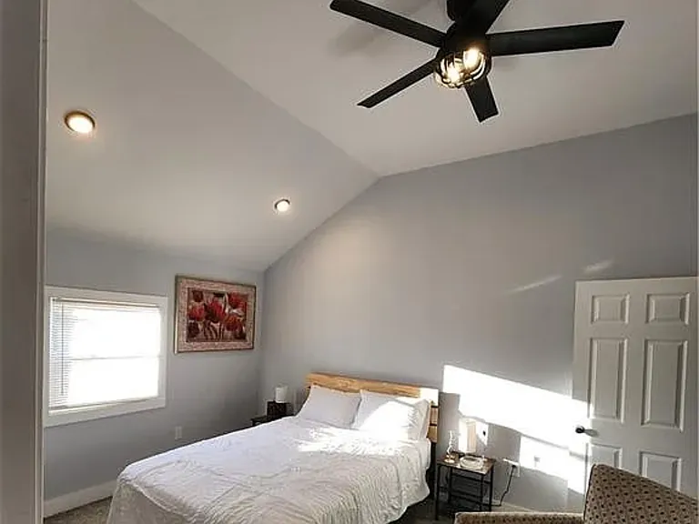 5811 Chestnut Ave — Photo 5