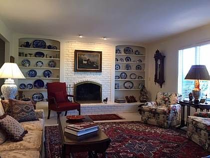 3rd image of 579 Eagle Cir