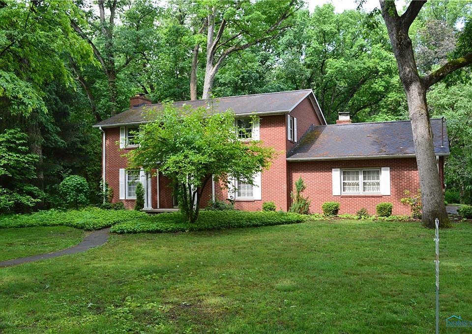 1st image of 626 Hillcrest Dr