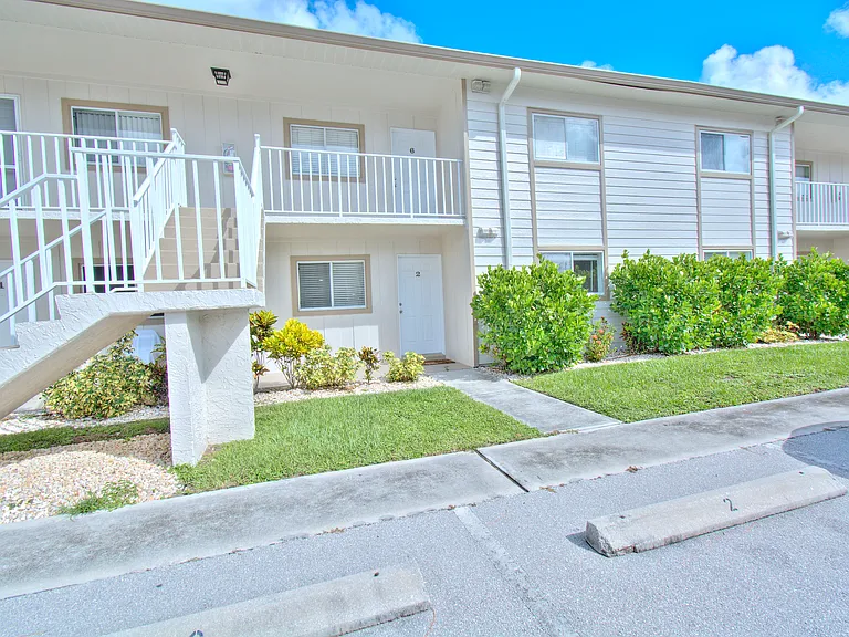 2385 Naples Trace Cir #2 — Photo 25