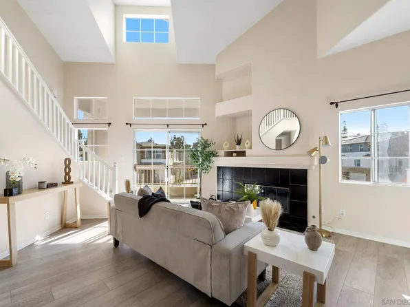 11955 Tivoli Park Row Unit 2, San Diego, CA 92128