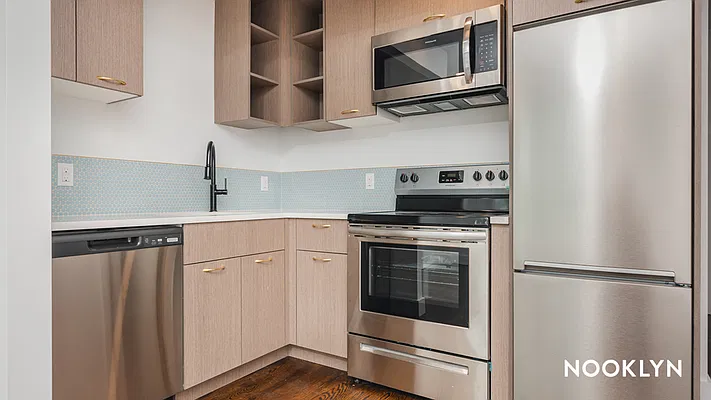 Rented by Nooklyn NYC LLC | media 4