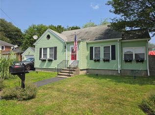 11 Lookout Ave, North Providence, RI 02911