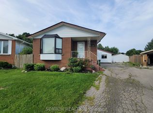 75 Edwina Ct #2, Hamilton, ON L8V 4M2