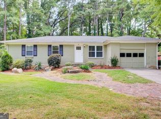 940 Lancelot Dr, Norcross, GA 30071