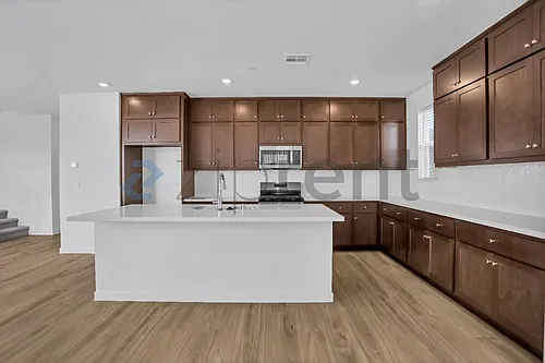 121 Dogwood Ct Photo 1
