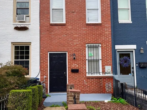 1537 A St SE, Washington, DC 20003