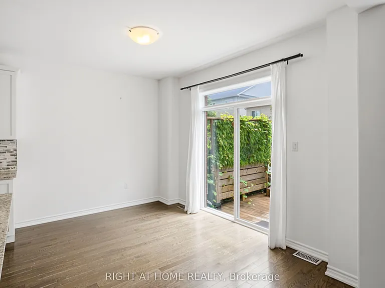 965 Line 9 Rd — Photo 10