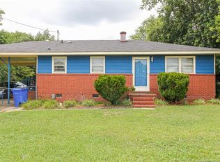 2236 Hope Mills Rd, Fayetteville, NC 28304