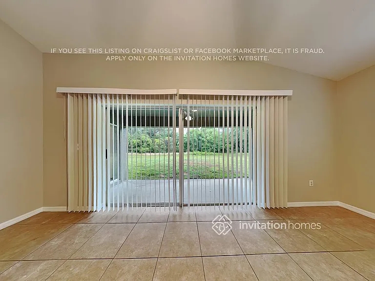 2389 Hamlet Cir — Photo 5